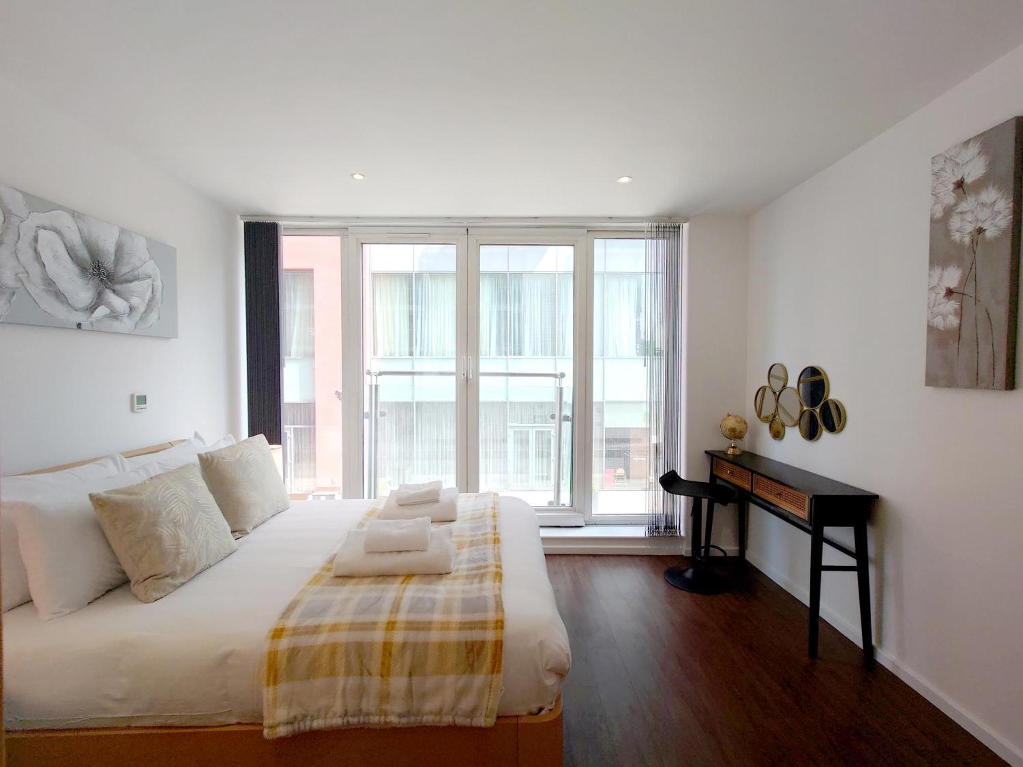 Fully Serviced Two Bed Apartment By Excel & O2 Лондон Экстерьер фото